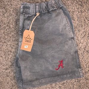 Men’s Alabama shorts size medium
